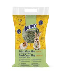 Bunny Nature Heno Fresco con Manzanilla, para conejos y roedores