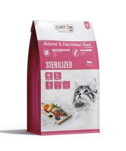 Pienso para gatos esterilizados de la marca Custom, receta de salmón y pollo