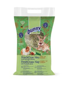 Bunny Nature Heno Fresco con Pepino y Aciano rojo, para conejos y roedores